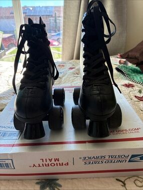 Skate Gear Retro Quad Design Roller Skates Black Size 1 Kids Unisex
